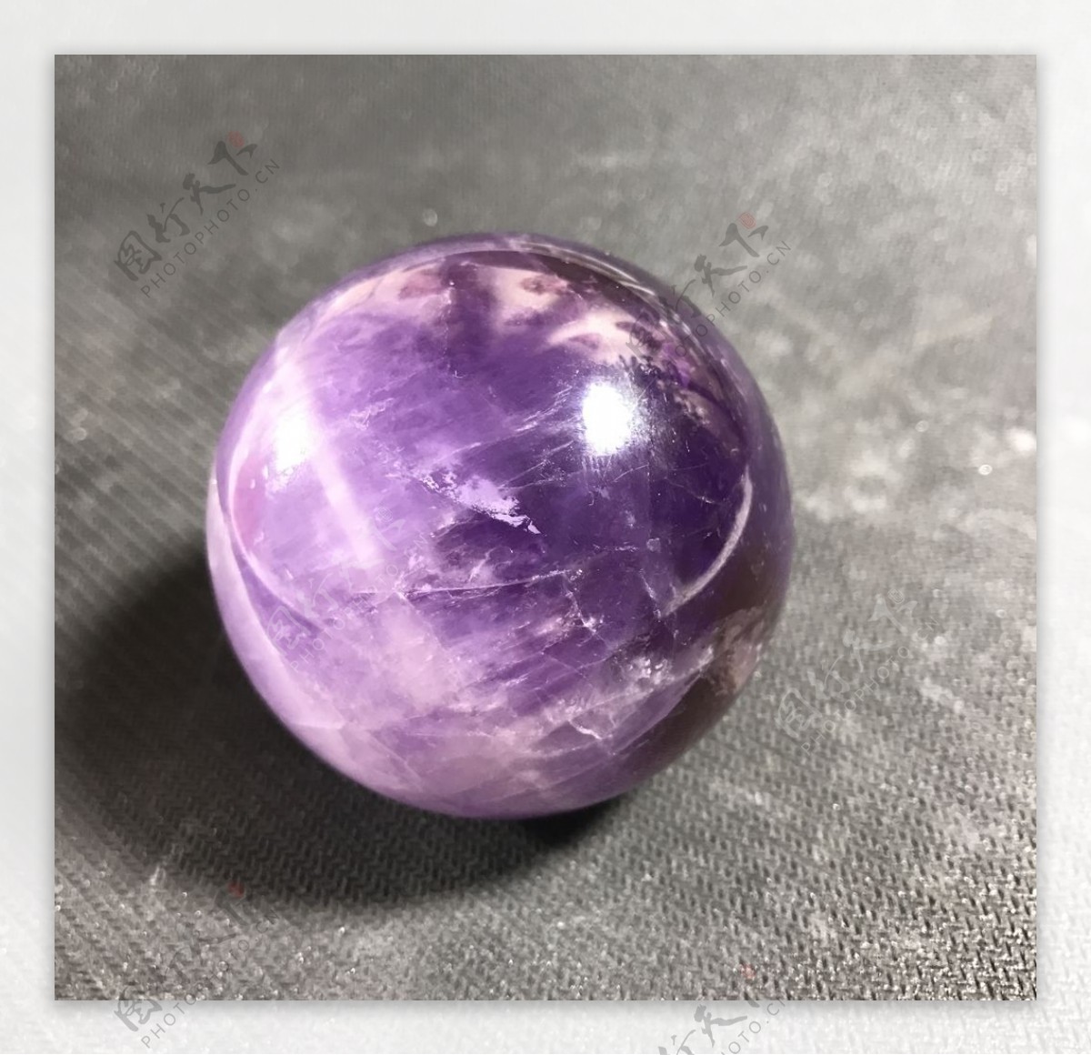 紫水晶球矿石