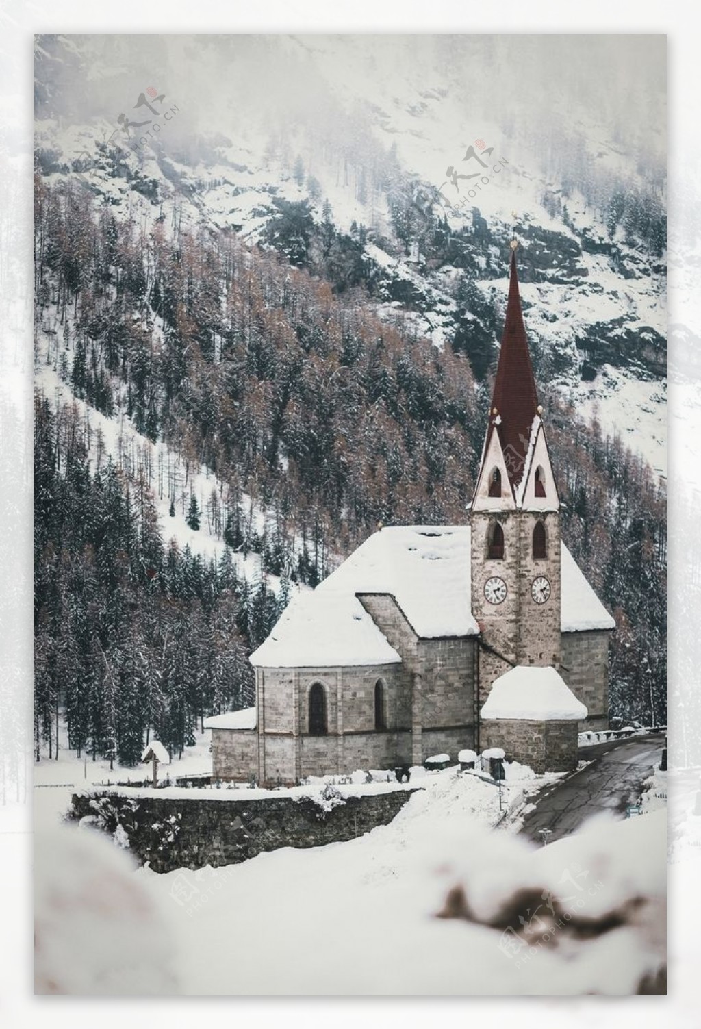 教堂冬雪