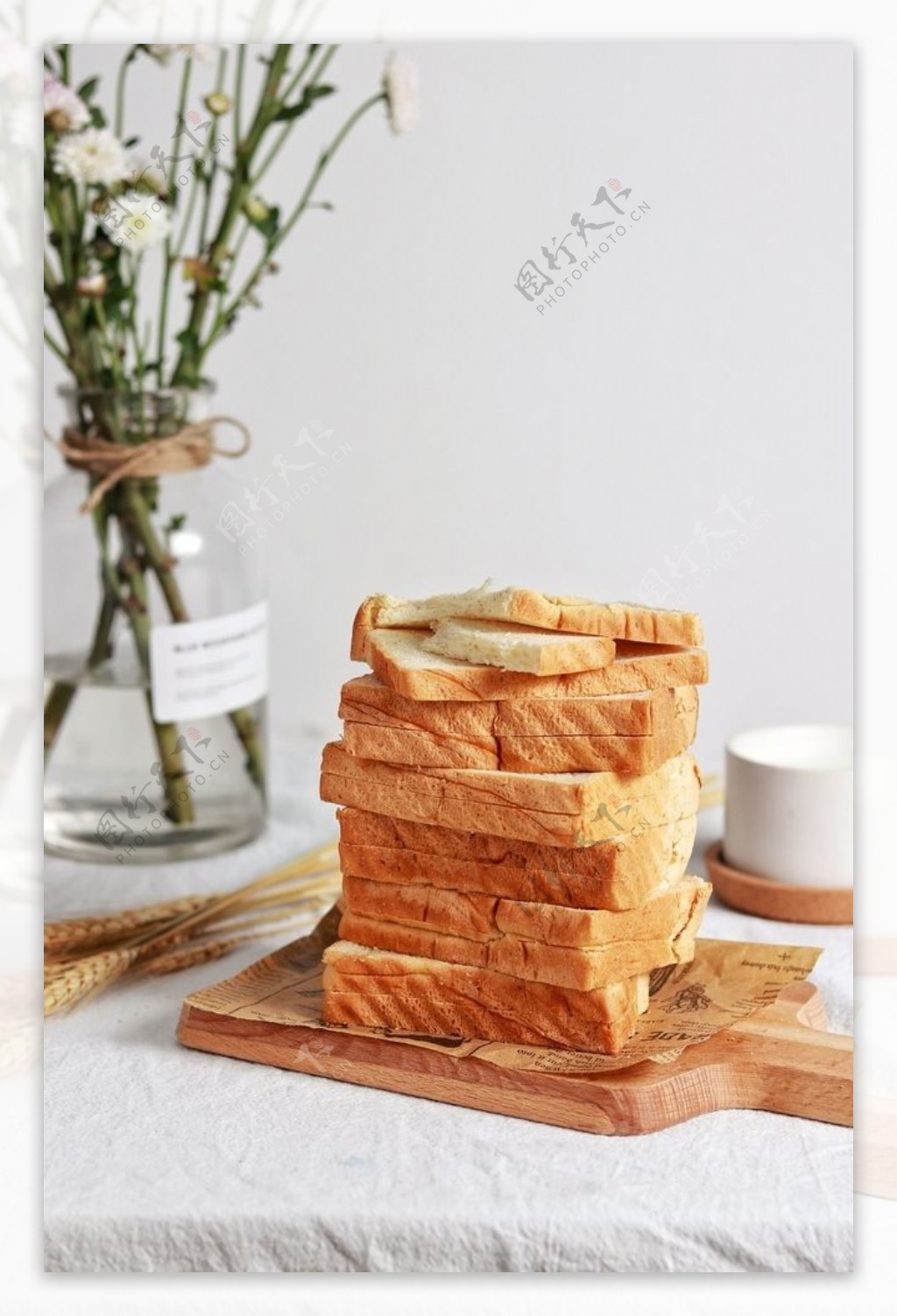 面包吐司甜品背景海报素材图片