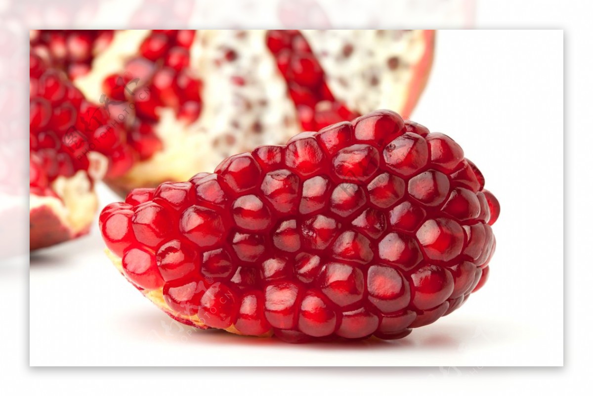 红色石榴籽水果背景海报素材图片