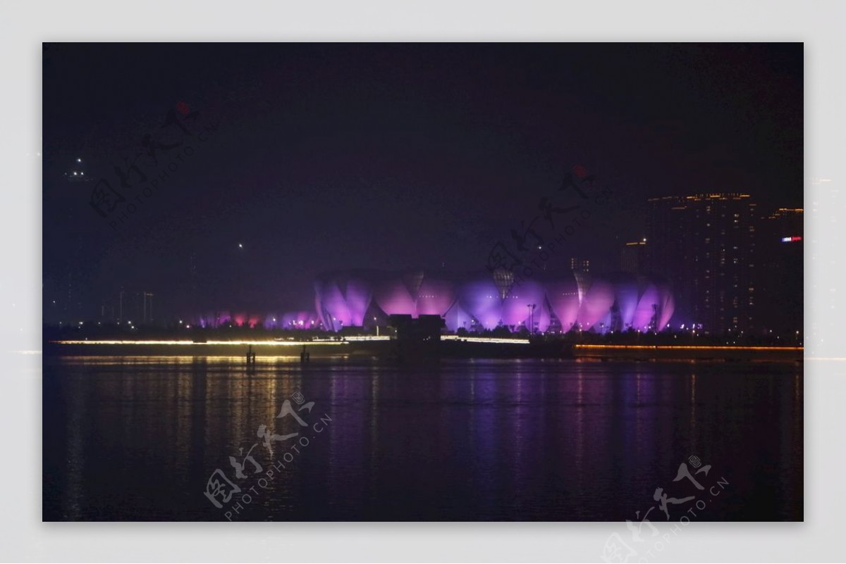 杭州奥体中心夜景图片