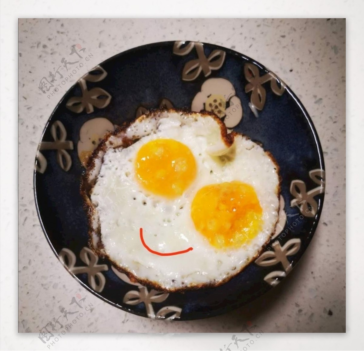 微笑的煎蛋图片